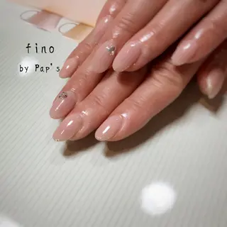 ネイル fino by Pap's所属・西畠 真由美のネイルデザイン