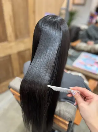 ロング 髪質改善/艶髪/透明 感カラー🫧シズクのヘアスタイル