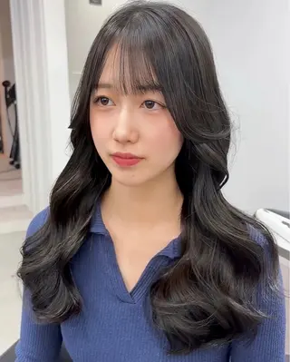 ロング カラー 韓国レイヤー🇰🇷 福澤　和嗣のヘアスタイル