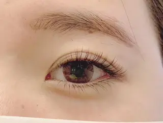 マツエク・マツパ 💜megu 💅✨のネイルデザイン