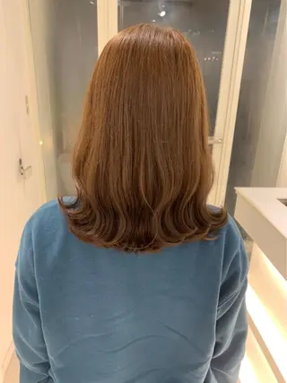 セミロング カラー GOODDAY ヘアサロンのヘアスタイル