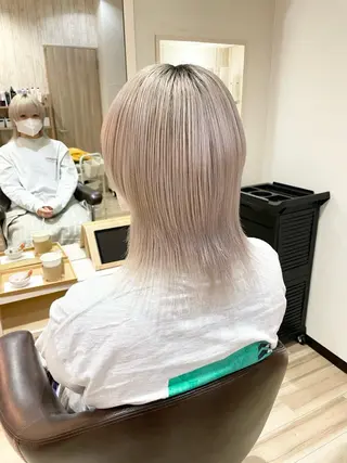 ミディアム カラー 🌈派手髪ハイトーン 🌈鈴木亮太🌈のヘアスタイル