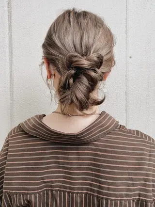 ミディアム ヘアアレンジ mizu🐾 hair braceのヘアスタイル