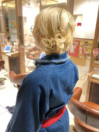 ロング カラー ヘアアレンジ 【ディレクター 🧸🤍田澤　唯那】のヘアスタイル