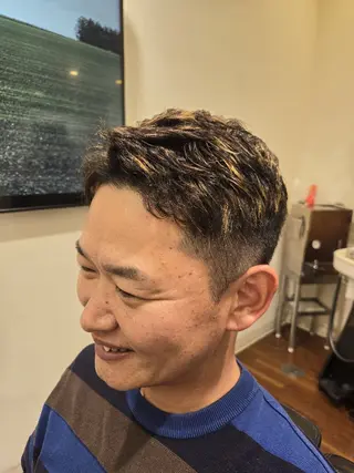 パーマ ショート メンズ - ̗̀⋆͛ 東山 侑以🎮𓈒⋆͛のヘアスタイル