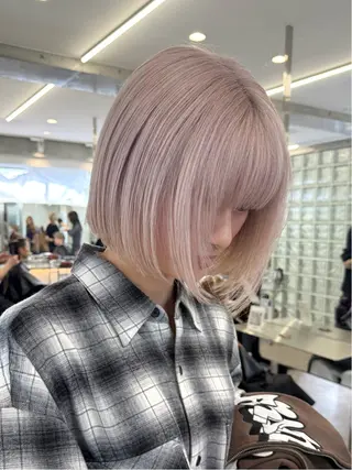 ミディアム カラー ハイトーン/ブロンド ベージュ♡カレンのヘアスタイル