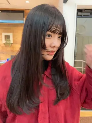 ロング カラー 津田 里菜のヘアスタイル