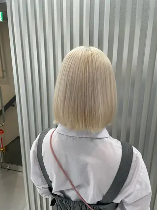 ショート カラー 野崎 孝章のヘアスタイル