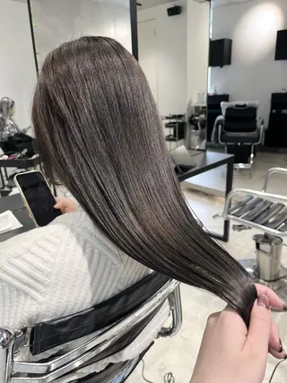 ロング カラー パーマ ヘアアレンジ 透明感/オリーブ/ グレージュ/YUKAのヘアスタイル