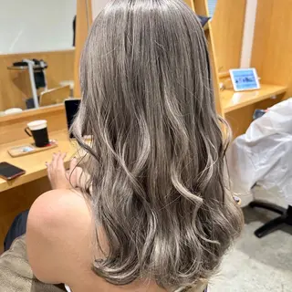 ロング 🌈神バズり 100%色🌈のヘアスタイル