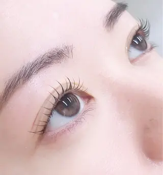 マツエク・マツパ LILY💖 yuinaの眉毛・アイブロウイメージ