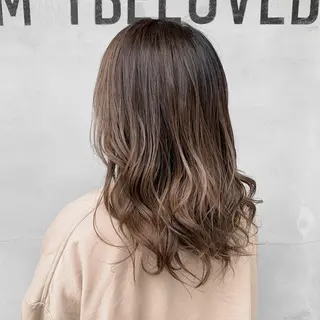 セミロング ︎︎🧸 yuri ︎︎🧸のヘアスタイル