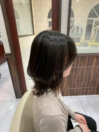 ミディアム いとう このみのヘアスタイル