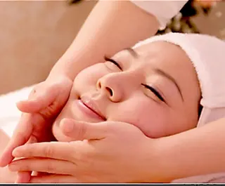 アロマビューティー カオリのネイルデザイン