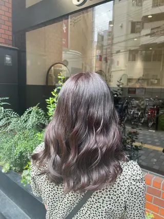 カラー KOKORO 中村 朱里のヘアスタイル