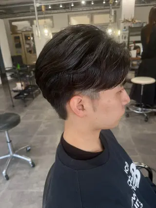 ショート パーマ メンズ 篠崎 佑季のヘアスタイル