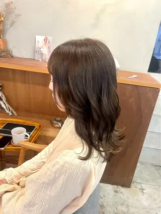 セミロング カラー 💐花屋併設💐 宮園　雛羽のヘアスタイル