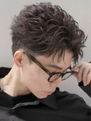 パーマ メンズ 松田 優斗のヘアスタイル