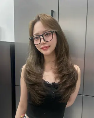 ロング 大人レイヤー/艶美髪 🇺🇸TOMONAのヘアスタイル