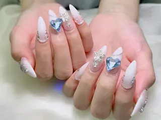 ネイル lucky nail 歌舞伎町のネイルデザイン
