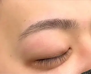 アイブロウ 川井 里菜のマツエク・マツパデザイン