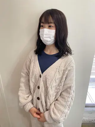 ミディアム カラー MIOベージュカラー 柔らかいカラーのヘアスタイル