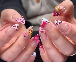 ネイル 🍑 momo_nailのネイルデザイン