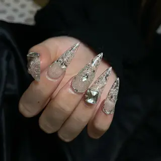 ミディアム Chiin Nailのネイルデザイン