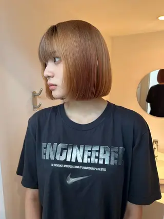 ショート VISION   aoyama所属・かがやしづ ⭐️ハイトーンのヘアスタイル