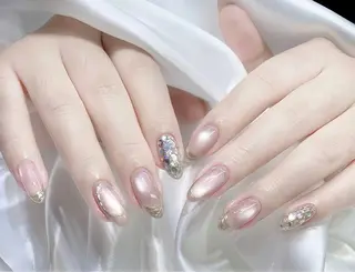 ネイル T. Leeのネイルデザイン