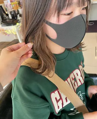 ミディアム ADORE by happiness所属・髪質改善透明感カラー ayukaのヘアスタイル