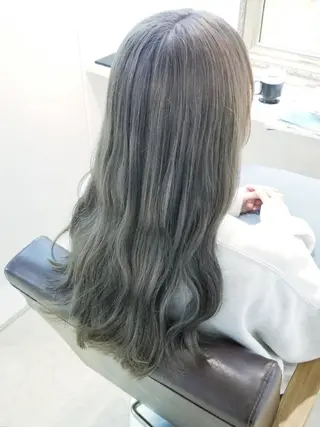 カラー ロング ✨デザインカラー✨ 中澤秀章のヘアスタイル