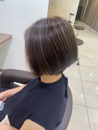 ショート 🌱脱白髪染め特化 🌱岡田将英のヘアスタイル