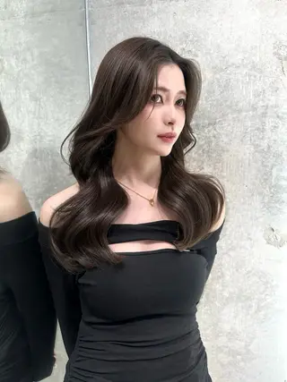 セミロング ♡Yoshino♡ 色っぽトレンドヘアのヘアスタイル