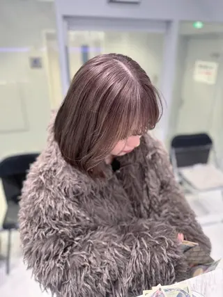 ミディアム カラー 艶 ケアブリーチ 🎀🩵RISAのヘアスタイル