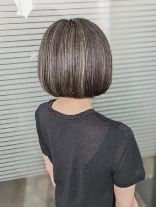 ショート カラー sepiage trois所属・酒井 亜希のヘアスタイル