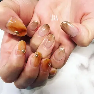 ネイル UrakoNail 《nail》のネイルデザイン