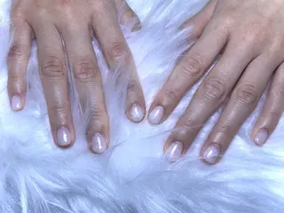 ネイル エリアネイルサロン所属・つ きのネイルデザイン