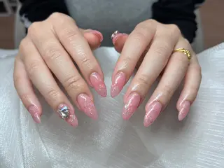 ネイル Ui_Amor (パラジェル)のネイルデザイン