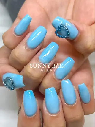 ミディアム ネイル SUNNY BAE.所属・Made By AIKAのネイルデザイン