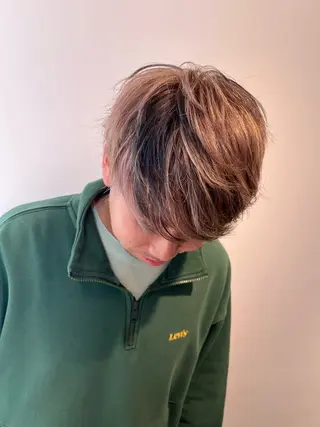 ショート カラー メンズ 篠原 海のヘアスタイル