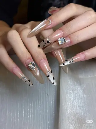 ネイル イブ ネイリのネイルデザイン