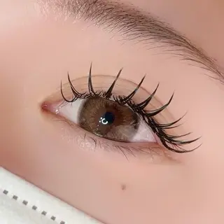 マツエク・マツパ U＆M  eyelashsalon所属・U＆M 高速長田のマツエク・マツパデザイン