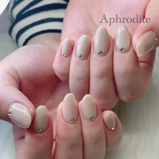 ネイル Aphrodite パラジェル認定サロンのネイルデザイン