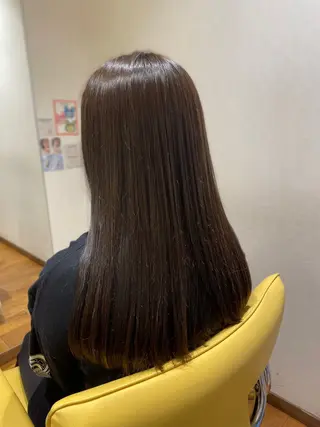 ロング カラー 本多 美羽のヘアスタイル