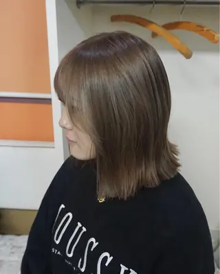 ミディアム カラー 骨格似合わせカット/ ナチュラルヘアのヘアスタイル