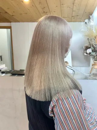 セミロング カラー 韓国/ハイトーン/ ボブ🎀MIKU🎀のヘアスタイル