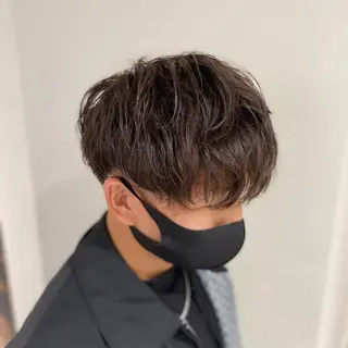 ショート パーマ メンズ 橋本 琉磨のヘアスタイル