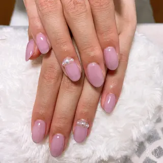 ネイル The Best Beauty受付担当のヘアスタイル