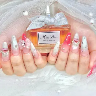 ネイル TiTi Pomme Rinoのネイルデザイン